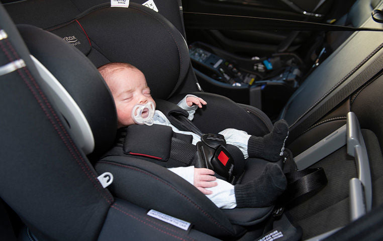 Britax Safe-n-Sound Millenia vs Graphene