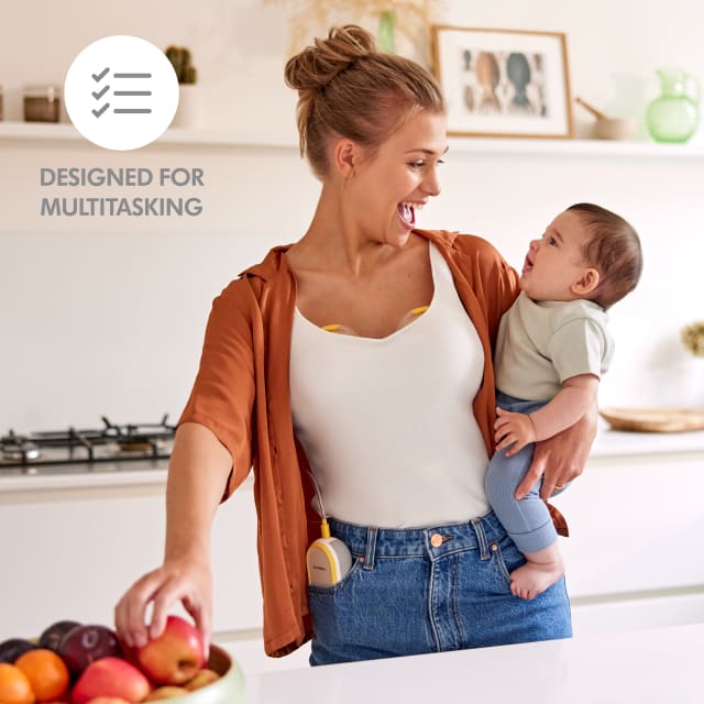 Medela Feeding Freestyle™ Hands-Free Double Electric Wearable Breast Pump-4