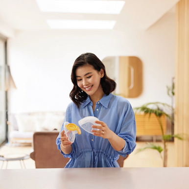 Medela Hands-Free Collection Cups-2