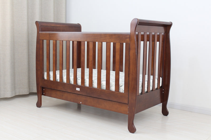 Super Nanny Chelsea Sleigh Cot Bed-9