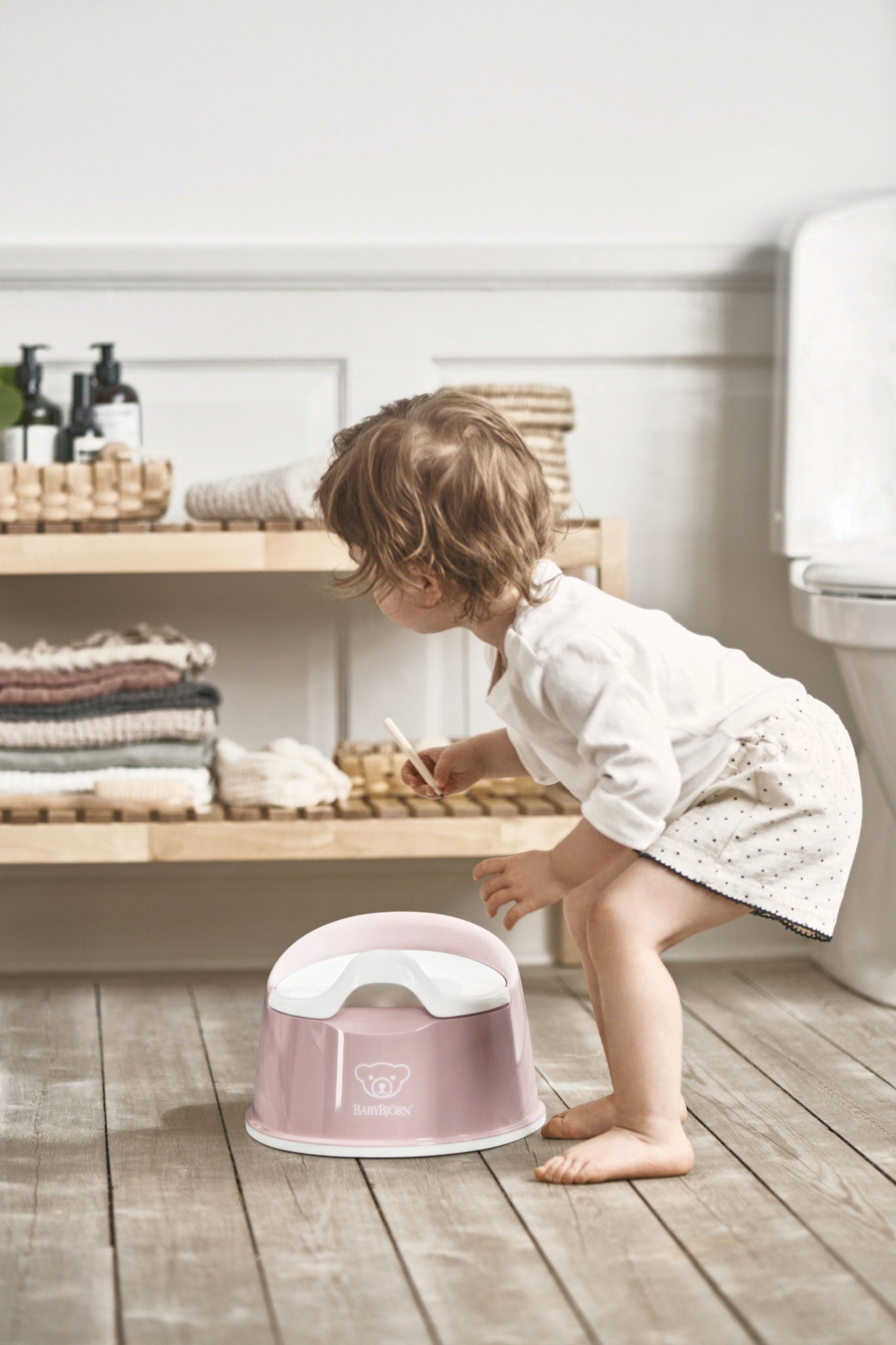 Baby Bjorn Smart Potty-15