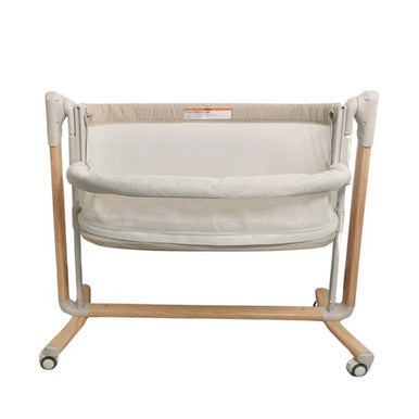 Baby Studio Rockabye Soothing Bassinet-1