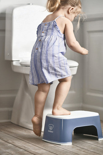 Baby Bjorn Step Stool-1