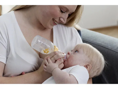 Medela SpecialNeeds Feeder 150ml-3