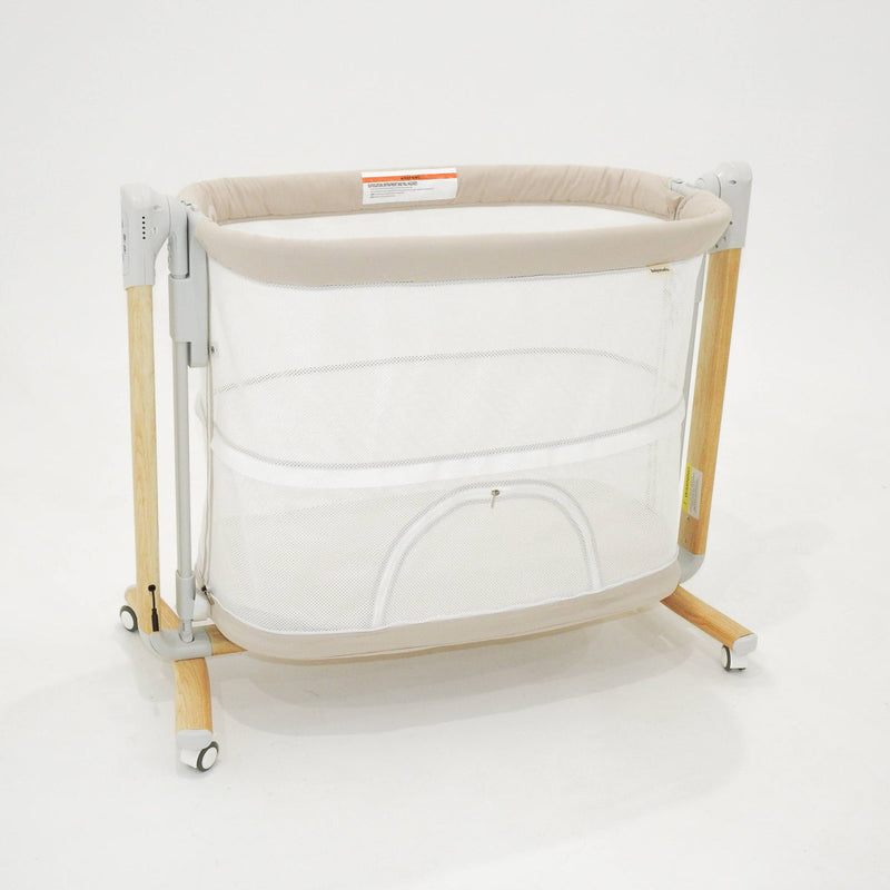 Baby Studio Rockabye Soothing Bassinet-1